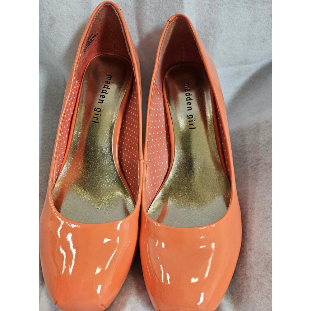 Madden Girl Getta Orange Patent Round Toe Pumps Heels Size 8